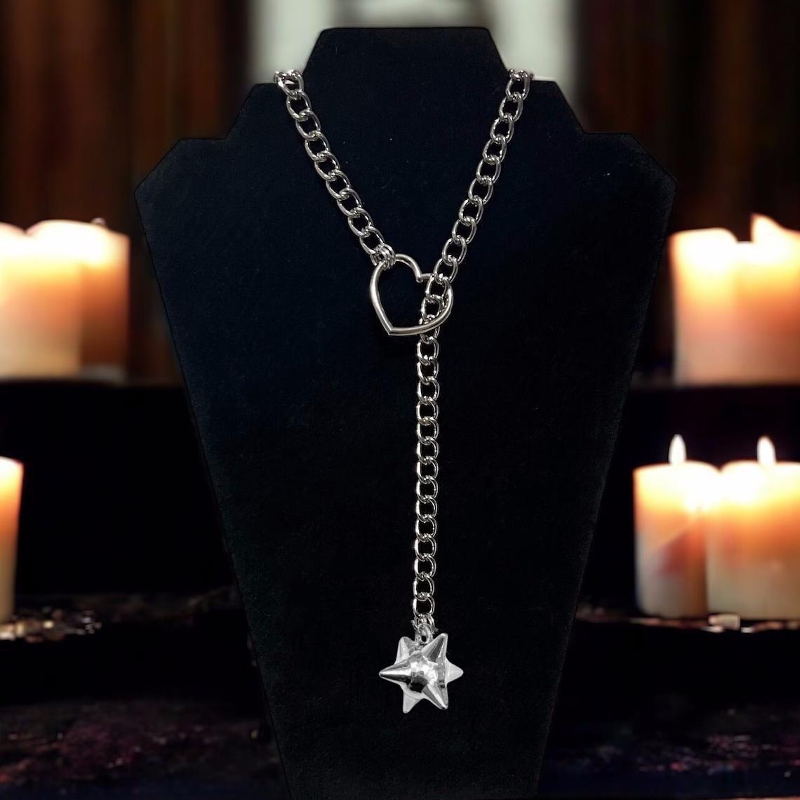 Gothic Crow Skull Necklace For - Men'S Vampire Accessories 评论和价格